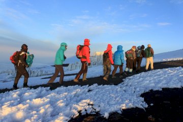 KILIMANJARO 7 DAY MACHAME ROUTE CLIMB